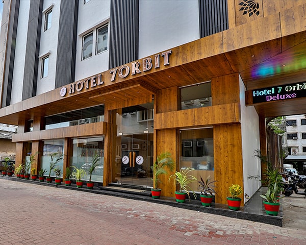 Hotel 7 Orbit