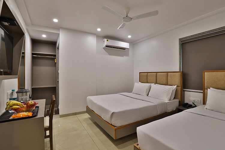 Super Deluxe Room