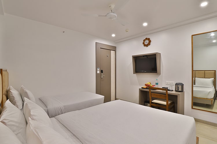 Super Deluxe Room