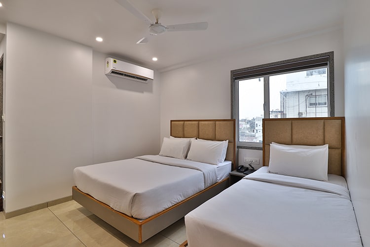 Super Deluxe Room
