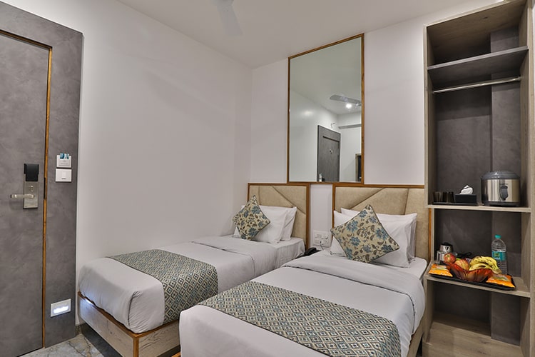 Super Deluxe (Twin Bed)