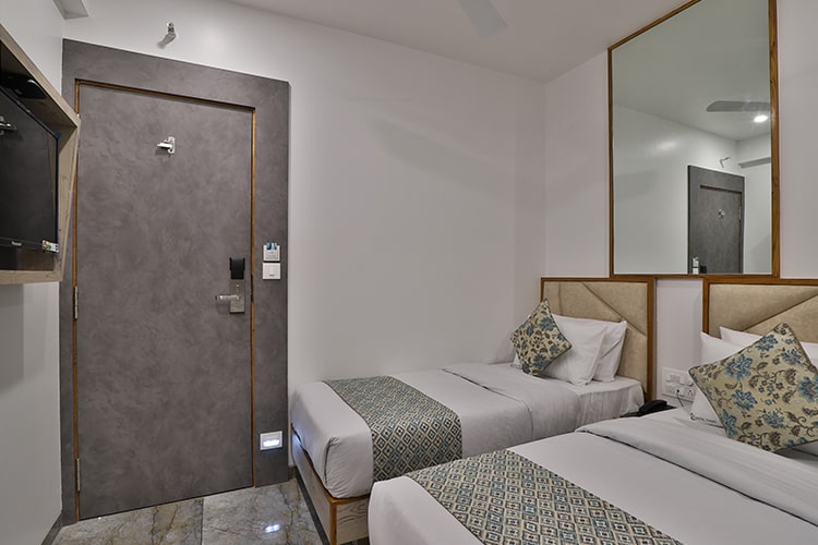 Super Deluxe (Twin Bed)