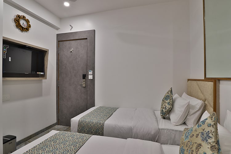 Super Deluxe (Twin Bed)